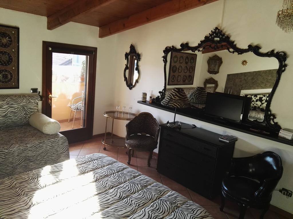 A Casa Di Gio Bed and Breakfast Turín Habitación foto