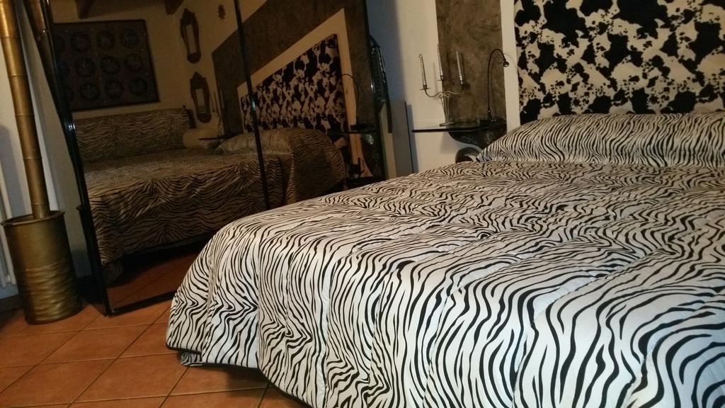 A Casa Di Gio Bed and Breakfast Turín Habitación foto